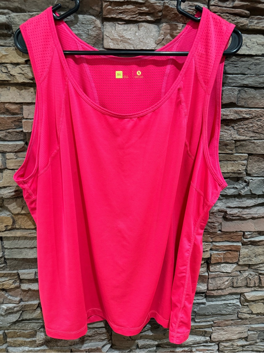 Xersion Bright Hot Pink Athletic Tank Top